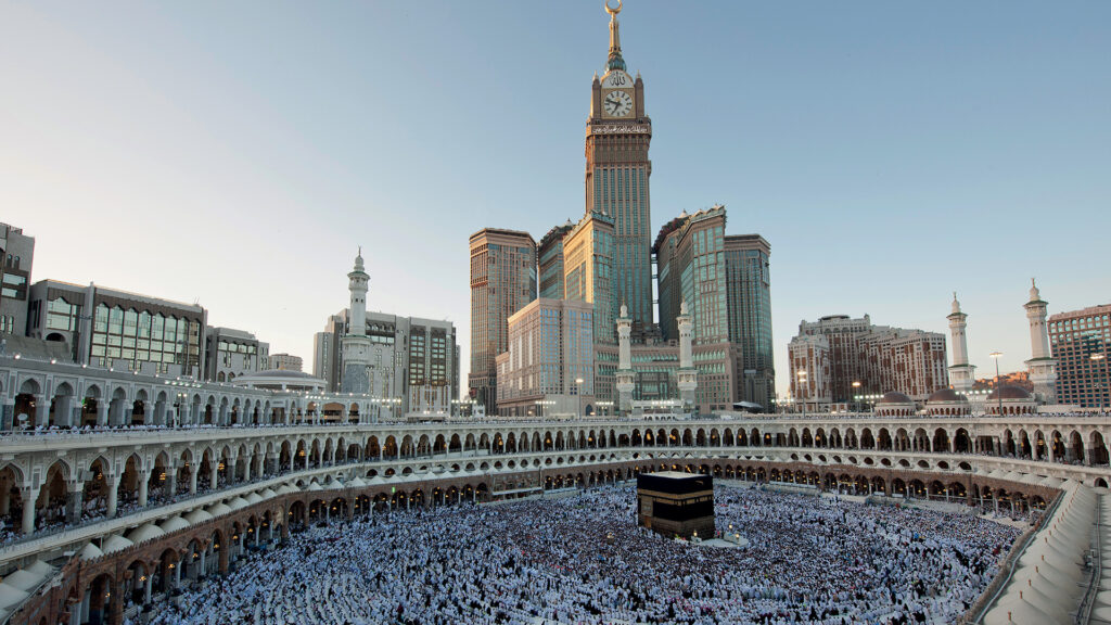 5 Star vs 3 Star Umrah Packages